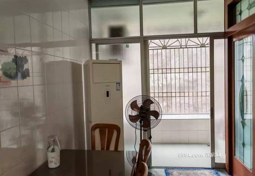 仙游縣鯉南鎮(zhèn)柳安街89號(hào)501室的房產(chǎn)及相應(yīng)的土地使用權(quán)[不動(dòng)產(chǎn)權(quán)證號(hào)：20200007562]