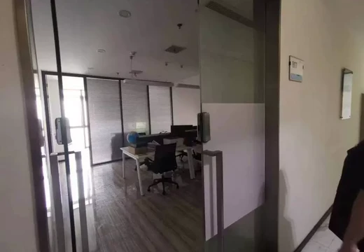 莆田市荔城區(qū)黃石鎮(zhèn)萬好街1089號藝境天下30號樓804室的房地產