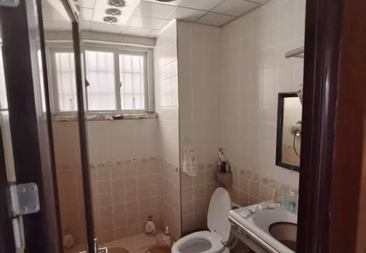 坐落在仙游縣鯉城街道東門社區(qū)東大街448號6號樓1503室的房產(chǎn)及相應(yīng)的土地使用權(quán)