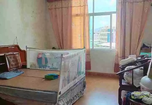 仙游縣度尾鎮(zhèn)度峰街文化廣場5層的房產(chǎn)及相應的土地使用權[所有權證號：DW2002025]