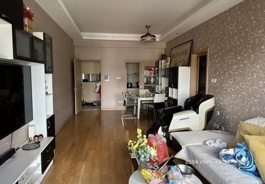 莆田市荔城區(qū)拱辰街道玉湖路2425號玉府小區(qū)7號樓2901室的房地產(chǎn)