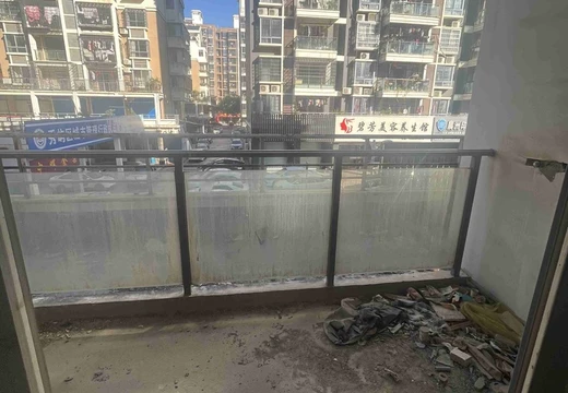 福建省莆田市秀嶼區(qū)市政中心西側(cè)中暉商業(yè)廣場(chǎng)北區(qū)19#201室的房地產(chǎn)