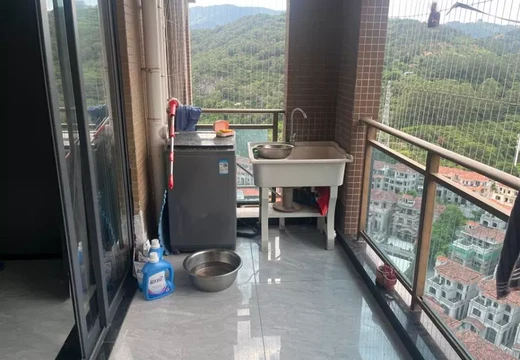 坐落莆田市城廂區(qū)霞林街道荔華東大道2233號(hào)祥和山莊1號(hào)樓2梯3006室的房地產(chǎn)