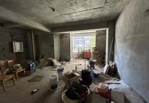 坐落莆田市城廂區(qū)龍橋街道荔城中大道1222號世紀(jì)豪景101室的房地產(chǎn)