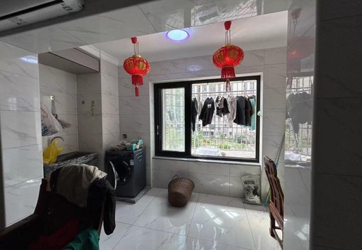 坐落莆田市涵江區(qū)國歡鎮(zhèn)塘北街2100號皇家庭院3號樓302室的房地產(chǎn)