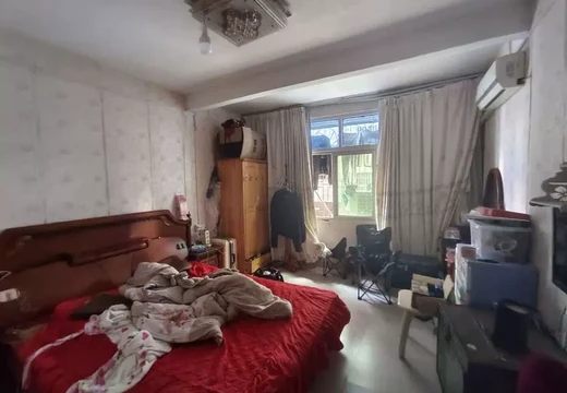 福建省莆田市涵江區(qū)涵東街道卓坡富園路359號(hào)第一層商業(yè)及第三層住宅房地產(chǎn)