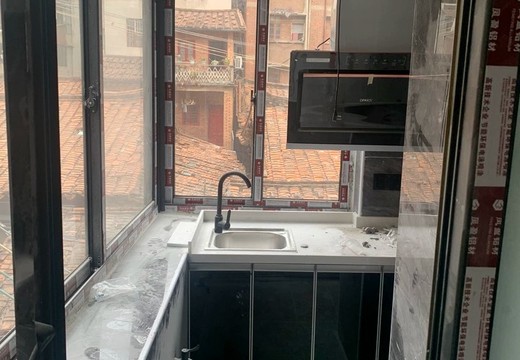 坐落莆田市城廂區(qū)龍橋辦太平居委會十八張厝10號201室的房地產