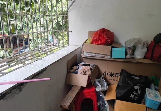 坐落在仙游縣鯉城街道勝利南路F北Ⅱ區(qū)30A#及煤間F北4區(qū)6#的房產及相應的土地使用權