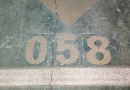 仙游縣鯉城街道城內(nèi)社區(qū)居委會(huì)學(xué)府東路1588號(hào)車(chē)位58的房地產(chǎn)