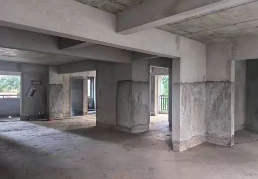 坐落莆田市城廂區(qū)龍橋街道東園西路899號(hào)興安名城A區(qū)3號(hào)樓1梯201室的房地產(chǎn)