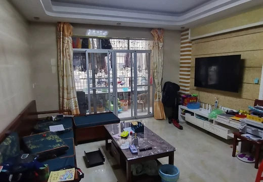 仙游縣鯉城街道東門社區(qū)學(xué)府東路666號1號樓1003室的房地產(chǎn)