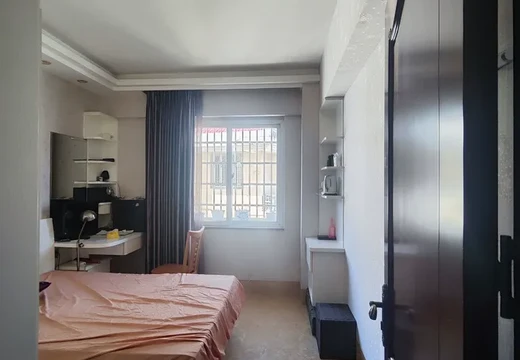 仙游縣鯉城街道洪橋社區(qū)鯉中路195號709室的房產(chǎn)及相應的土地使用權