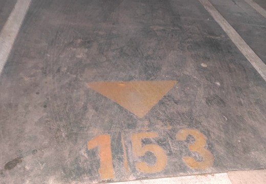 坐落在仙游縣鯉城街道學(xué)府東路1588號(hào)地下室地下1層車位153（詳見(jiàn)清單1）坐落在仙游縣鯉城街道學(xué)府東路1588號(hào)地下室地下1層車位（詳見(jiàn)清單1）