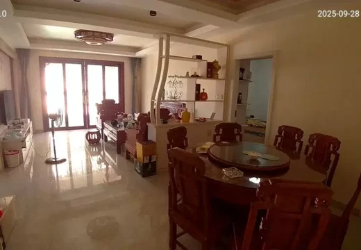 坐落莆田市城廂區(qū)龍橋街道城常東路1365號圳湖華苑7號樓2梯位604室的房地產(chǎn)