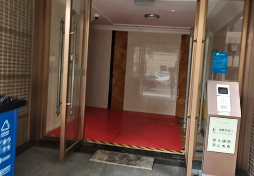 福建省莆田市秀嶼區(qū)山亭鎮(zhèn)宋港路9號碧桂園.浪琴灣211號樓605室