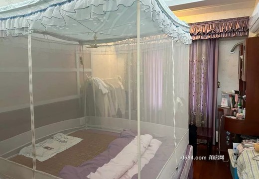 莆田市荔城區(qū)拱辰街道延壽中街1786號荔園小區(qū)A區(qū)4號樓3梯606室的房地產