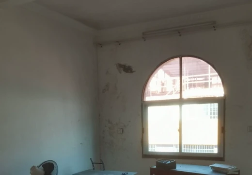 坐落在仙游縣鯉城街道南橋社區(qū)鯉東路436弄3號(hào)樓第2梯位6層601室的房產(chǎn)及相應(yīng)的土地使用權(quán)。