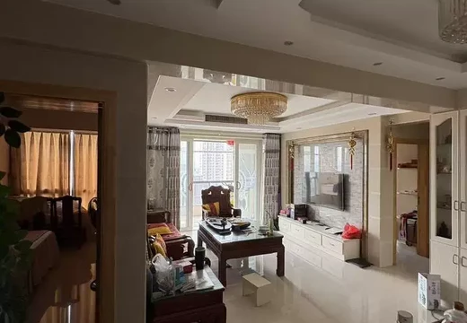 坐落在仙游縣鯉南鎮(zhèn)仙安社區(qū)居委會(huì)翔安南街833號(hào)3號(hào)樓2105室的房產(chǎn)及相應(yīng)的土地使用權(quán)