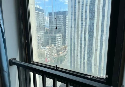 莆田市城廂區(qū)霞林街道荔華東大道8號(hào)莆田萬(wàn)達(dá)廣場(chǎng)1號(hào)樓1511室的房地產(chǎn)