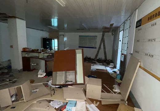 福建省仙游縣郊尾鎮(zhèn)郊尾社區(qū)泰康路400號202室、400號301室的不動產