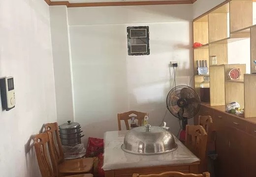 仙游縣鯉城街道洪橋社區(qū)尚書街38號2503室的房產及相應的土地使用權