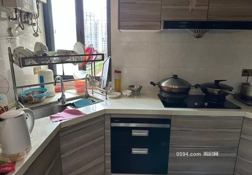 莆田市城廂區(qū)龍橋街道荔城中大道1366號和成天下6號樓607室的房地產