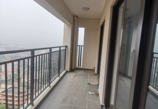 仙游縣鯉南鎮(zhèn)解放南路與西華路交叉口仙游富力院士庭5號(hào)樓22層2203號(hào)的房產(chǎn)及相應(yīng)的土地使用權(quán)