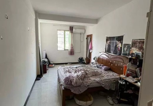 福建省莆田市城廂區(qū)霞林街道南園西路226號(hào)8層804室的房地產(chǎn)