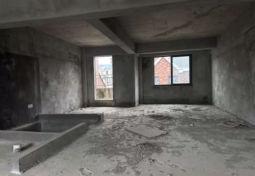 仙游縣鯉城街道龍泉社區(qū)師范路東側(cè)（萬晨·伯爵山B地塊）B56#幢1-4層B5602號的房地產(chǎn)