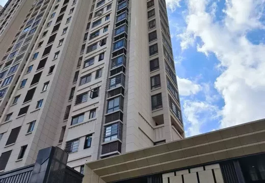 坐落于坐落在莆田市涵江區(qū)江口鎮(zhèn)荔涵東大道10000號(hào)德信·御龍灣5號(hào)樓1梯301室的房地產(chǎn)