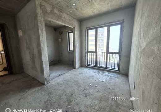 莆田市秀嶼區(qū)山亭鎮(zhèn)宋港路9號碧桂園·浪琴灣208號樓2705