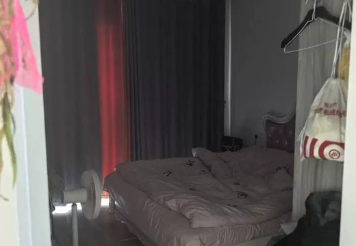 福建省莆田市城廂區(qū)龍橋街道下鄭街399號(hào)泗水雅居9號(hào)樓2702室的不動(dòng)產(chǎn)