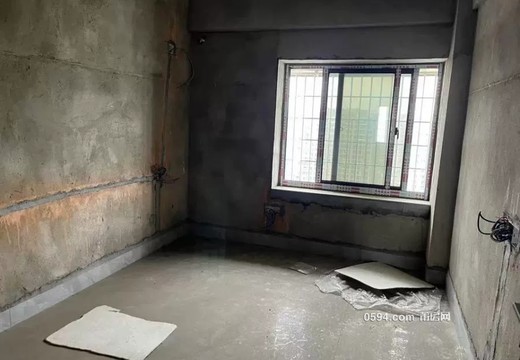 莆田市城廂區(qū)霞林街道肖厝路655號(hào)肖厝佳園小區(qū)1號(hào)樓1梯3204室