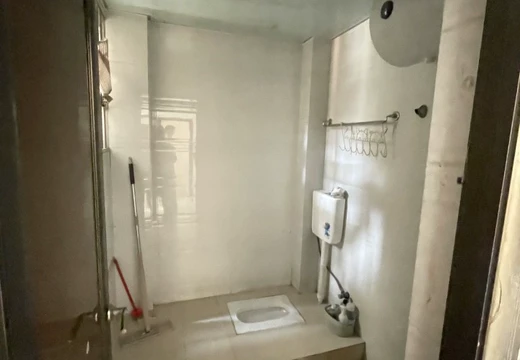 坐落莆田市荔城區(qū)拱辰街道下店路69號西庚小區(qū)17號樓2梯503室的房地產(chǎn)