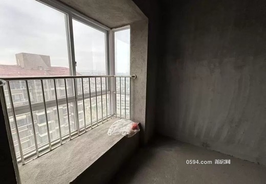 坐落莆田市涵江區(qū)涵西街道駿城街88號2號樓2梯位2605室的房地產(chǎn)