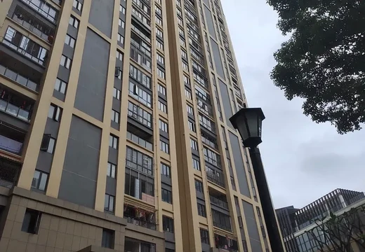 莆田市涵江區(qū)涵西街道延寧社區(qū)濱海路388號1號樓1梯601室房地產(chǎn)