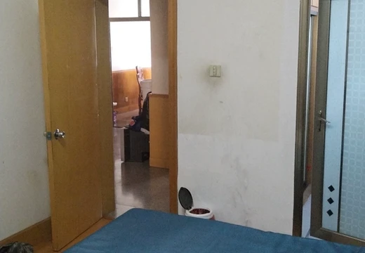 城廂區(qū)龍橋街道北磨居委會(huì)石室路規(guī)劃局集資房401室住宅及附屬儲(chǔ)藏間