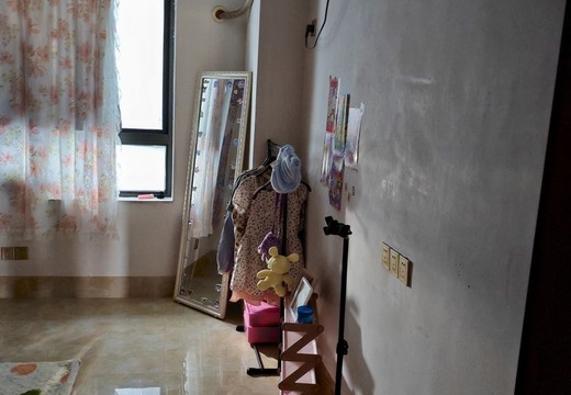 仙游縣鯉南鎮(zhèn)玉田社區(qū)居委會溫泉支路88號13號樓2梯位904室的房地產(chǎn)