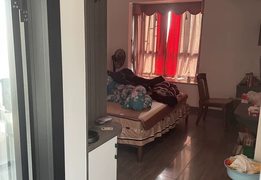 福建省莆田市涵江區(qū)國歡鎮(zhèn)黃霞路599號武夷木蘭都3號樓1梯2601室房地產