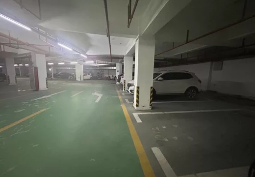 莆田市荔城區(qū)黃石鎮(zhèn)重興南街1399號(hào)地王地下一層A區(qū)44號(hào)