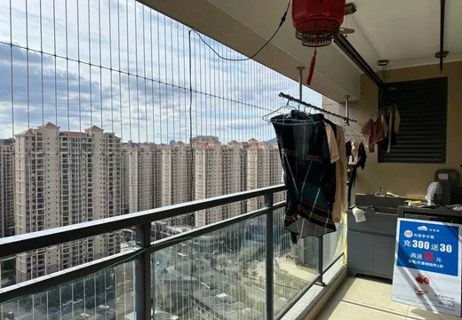 莆田市荔城區(qū)西天尾鎮(zhèn)同心西路1808號中璟公館2號樓2梯2703室的房地產