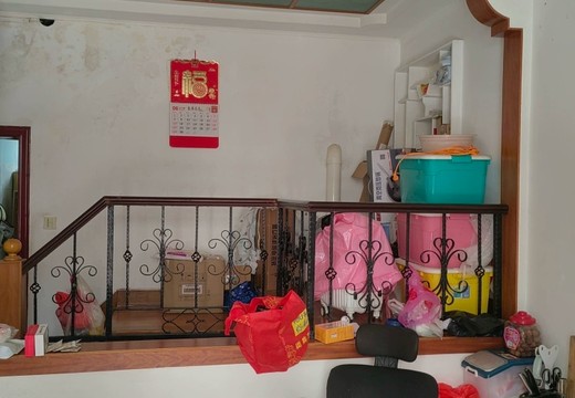 福建省莆田市城廂區(qū)城南鄉(xiāng)鎮(zhèn)海融輝花園七幢5號(hào)（地下室、地上1、2層）的房地產(chǎn)