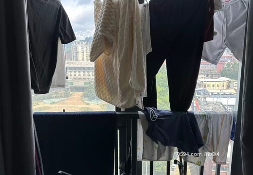 莆田市城廂區(qū)霞林街道荔華東大道8號(hào)莆田萬達(dá)廣場1號(hào)樓1203室的房地產(chǎn)