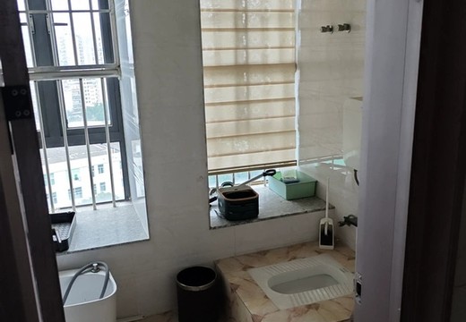 位于仙游縣鯉南鎮(zhèn)仙安社區(qū)居委會仙安北街288號1號樓2梯位1406室的房產及相應的土地使用權