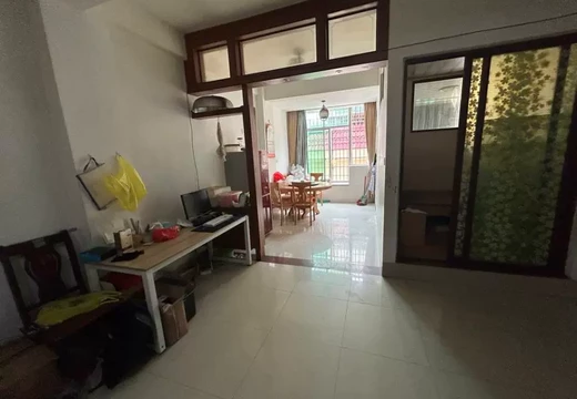 坐落莆田市城廂區(qū)龍橋街道雙福街142-1號601室的房地產(chǎn)