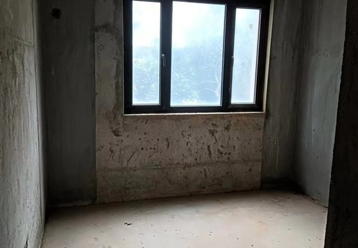 福建省莆田市秀嶼區(qū)笏石鎮(zhèn)霞厝街2510號云悅小區(qū)A區(qū)2號樓1梯101室房地產(chǎn)