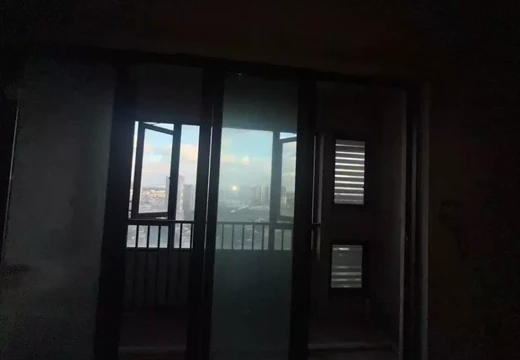 福建省莆田市涵江區(qū)城涵東大道1566號(hào)保利觀瀾府A區(qū)1號(hào)樓1梯位2504室