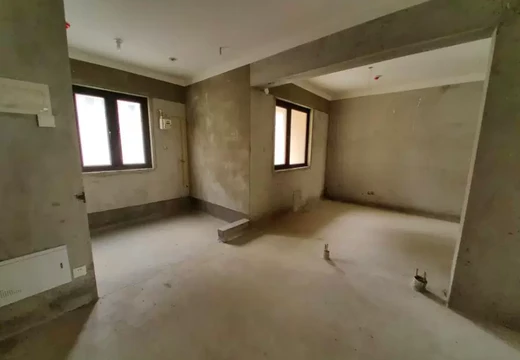 坐落莆田市秀嶼區(qū)笏石鎮(zhèn)霞厝街2511號(hào)云悅小區(qū)B區(qū)4號(hào)樓1梯301室的房地產(chǎn)