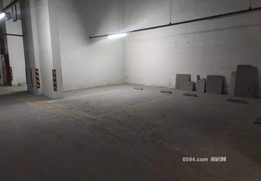 坐落在仙游縣鯉城街道學(xué)府東路1588號(hào)地下室地下1層車位168號(hào)（詳見(jiàn)清單1）