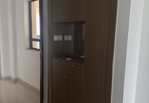 位于仙游縣鯉南鎮(zhèn)68+69地塊10號(hào)樓1802室的房產(chǎn)及相應(yīng)的土地使用權(quán)（仙游富力院士廷）。